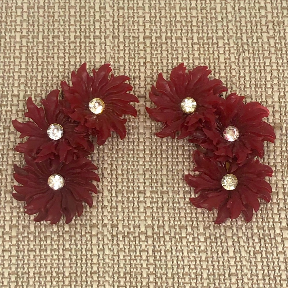 1980’s statement deep red poinsettia’s surprisingly light weight earrings